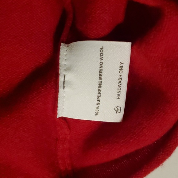 New Liny Xin women's L red soft superfine merino wool turtleneck sweater - Picture 9 of 9